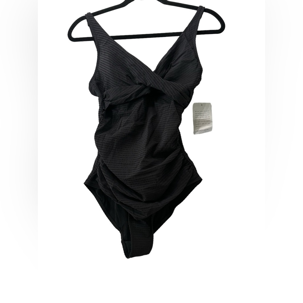 Sea Level Womens Swimsuit Criss Cross Front Black‎ Women’s Size 6 NWT One piece
